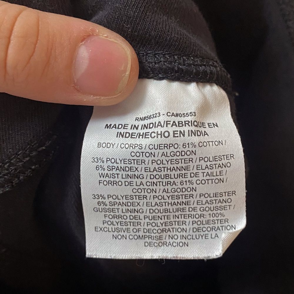 NIKE Legend Slim Fit Dri-Fit Capri Athletic Pants - Picture 8 of 8